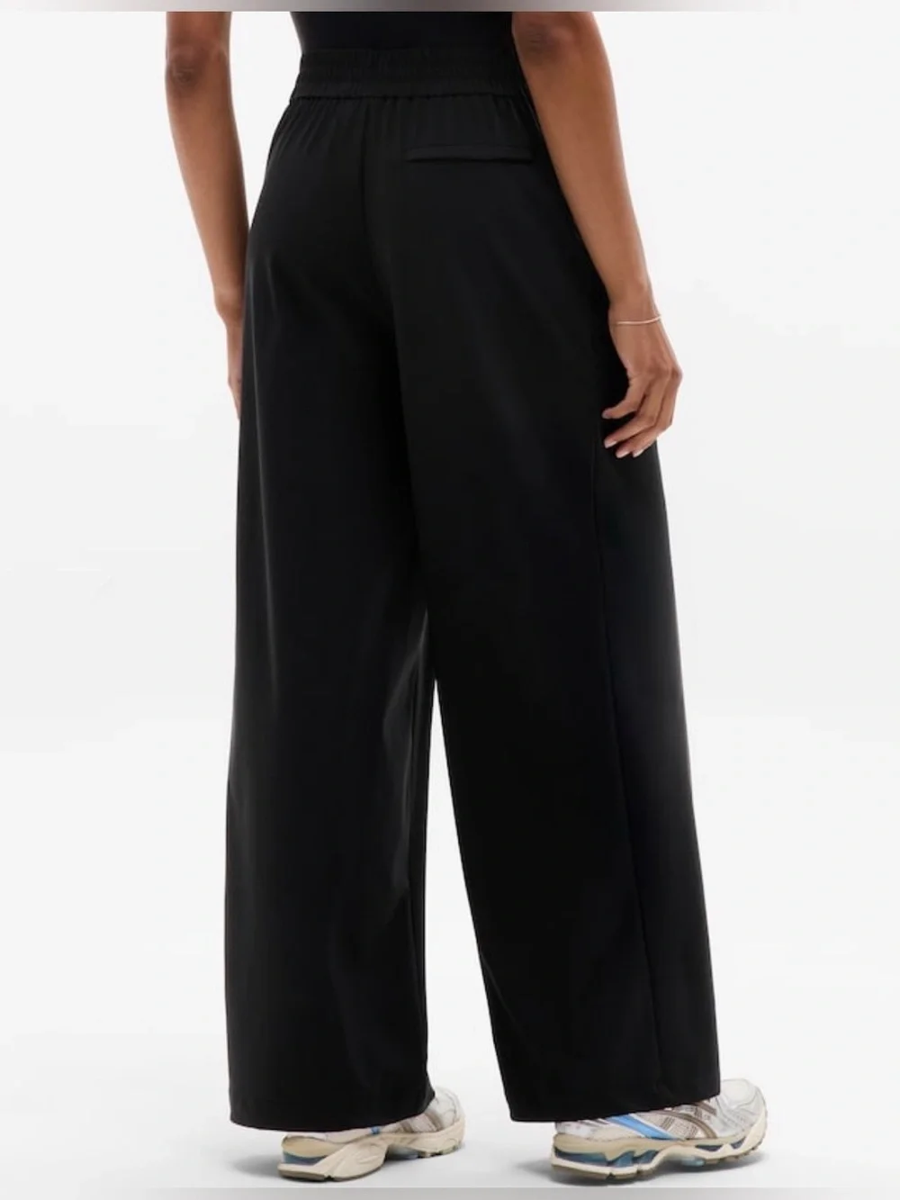 NWOT Athleta Pinnacle Black Trouser Size 16.